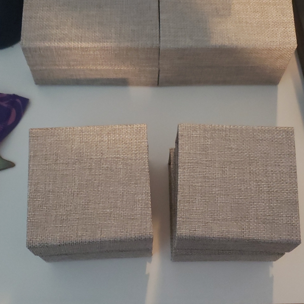 Aria Lattnee jewelry box